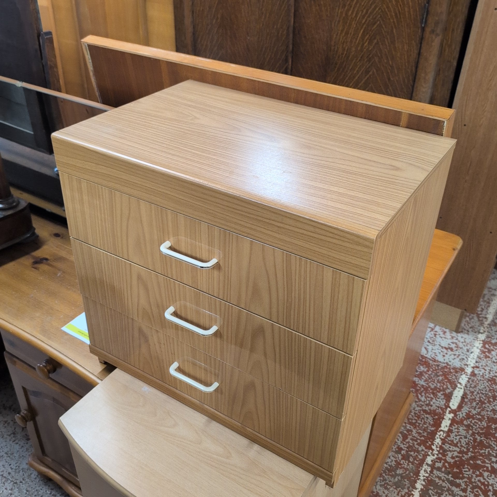 Bedside cabinet